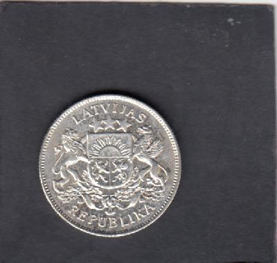 Beschrijving: 2 Lati  